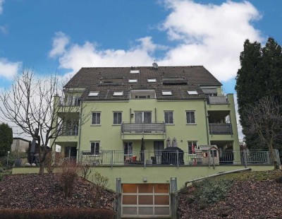 VERKAUFSSTART: Moderne Maisonette-Wohnung mit zwei Bädern, Südbalkon, TG-Stellplatz uvm.