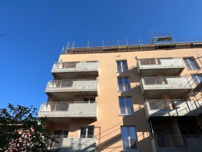 MIT BALKON ZUR RUHIGEN SÜDSEITE
