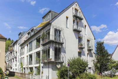 Traumhafte 2-Zimmer-Wohnung mit 2 Balkonen, Aufzug & Blick ins Grüne