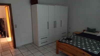 Schöne, geräumige drei Zimmer Wohnung in Südwestpfalz (Kreis), Thaleischweiler-Fröschen