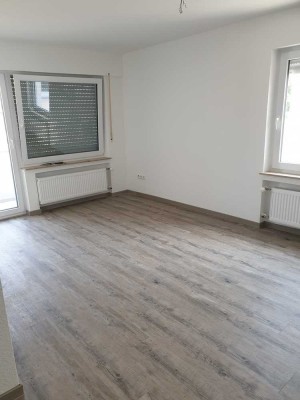 Neu renovierte 1,5 Zimmerwohnung in ruhiger und zentraler Lage in Betzingen