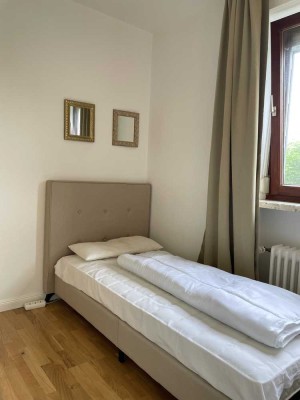 Möblierte  1,5-Zimmer-Wohnung mit EBK