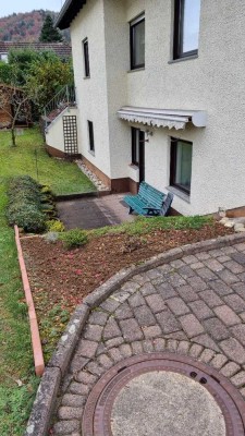 Renovierte 2-Zimmer-Terrassenwohnung mit Einbauküche in Gelnhausen-Haitz