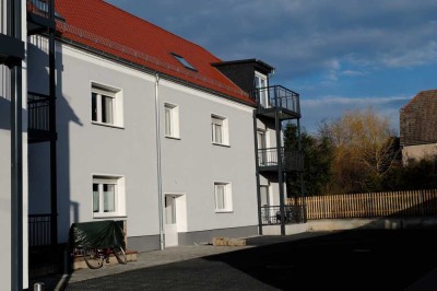 4-Zimmer-Wohnung 1. Etage links mit Balkon in Brandis OT Polenz