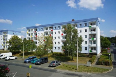 Helle 3 -Raumwohnung mit Tageslichtküche und Badewanne