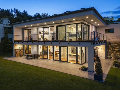 Architektenhaus mit Panoramablick #Über der Nebelgrenze leben