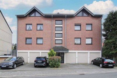 Modernisierte ETW! - Maisonette mit Garten, 2 Garagen & teilvermietetem Bereich in Neuss