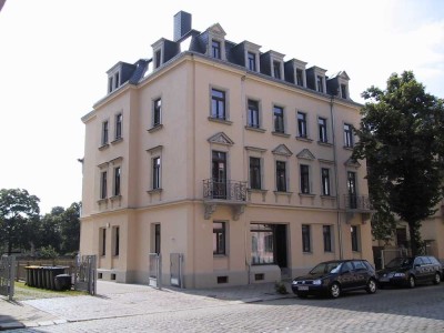 *smarte helle 2-Raumwohnung mit EBK und Balkon*