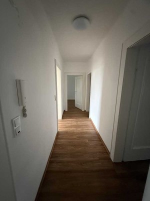 Schöne 4 ZKB-Wohnung im energetisch sanierten Haus in Homburg, Goethestraße 8
