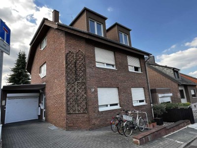 Stilvolle 3-Zimmer-Wohnung mit Balkon in Frechen/Bachem