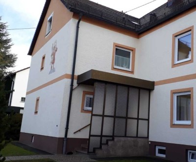 *** Vollständig renovierte 4-Zimmer-Terrassenwohnung in Neusäß, Westheim ***