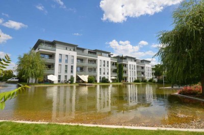 RESERVIERT !2-Zi.Penthouse mit 2 Dachterr.+2 Einbauküchen+2 Bäder, Blick auf einen See im Westen v.R