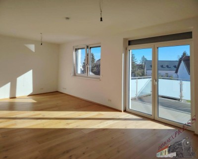 Erstbezug – moderne 3-Zimmerwohnung mit Balkon und großer Terrasse wartet auf Sie!