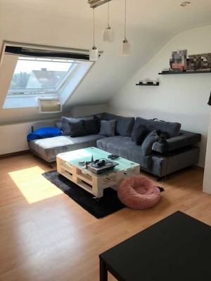 Freundliche, modernisierte 3,5 Zimmer-Dachgeschosswohnung in Bochum-Weitmar Mark zur Miete