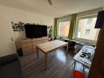 Helle 2,5 Raum Wohnung in Krefeld Stadtmitte - möbliert möglich