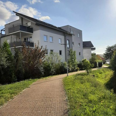 Geschmackvolle 2-Zimmer-Wohnung mit Balkon, Einbauküche und TG-Stellplatz in Öhringen