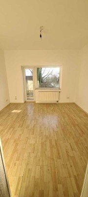 2-Zimmer Wohnung mit Balkon im Erdgeschoss in Remscheid, Königstr. am Stadtpark