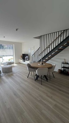 Galerie Wohnung mit Balkon