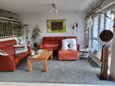 Günstiges, gepflegtes 5-Zimmer-Reihenhaus mit EBK in Weißenhorn