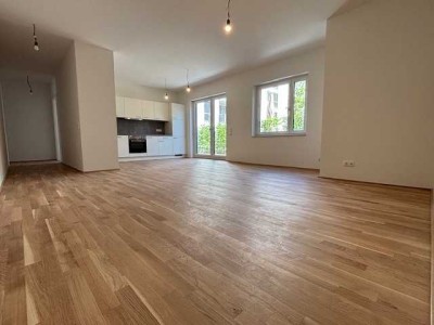 VALENTINA-Schönhofviertel | Helle 3-Zimmerwohnung mit Sonnenterrasse, Balkon, EBK, Dusch-/Wannenbad,