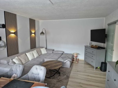 Attraktive 3-Zimmer-Maisonette-Wohnung mit Balkon und EBK in Isernhagen
