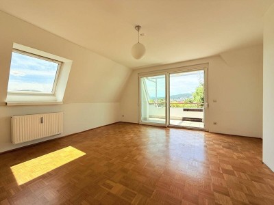 Toll aufgeteilte Wohnung inklusive Tiefgaragenplatz in Top Lage