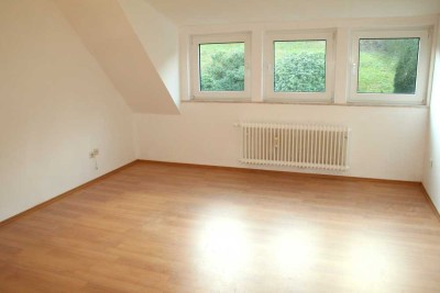 Zwischen RS und Lüttringhausen, Dachgeschosswohnung