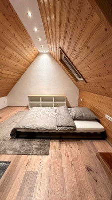 1-Zimmer Dachgeschosswohnung in Magstadt mit EBK