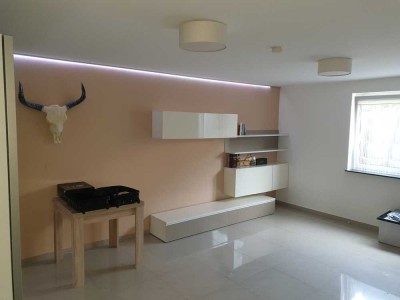 1 Zimmer Single-/ Pendlerwohnung in einer Stadtvilla Einliegerwhg Souterain