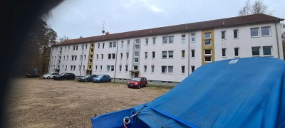 Attraktive und vollst. renovierte 3-Zimmer-Erdgeschosswohnung mit Balkon