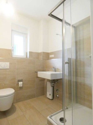 ** Modernisierte 2-Zi-Wohnung mit Balkon in zentraler Lage sucht neuen Mieter **