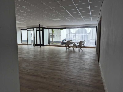 Wohn und Geschäftshaus Ladenlokal