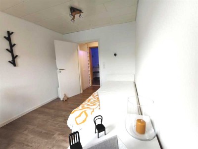 Helles möbliertes WG-Zimmer mit Garten, in 8min. mit der S-Bahn an der Uni Vaihingen