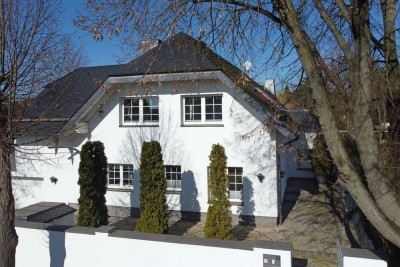 Traumhafte Villa mit idylischem Garten