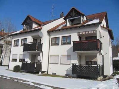 2,5-Zimmer-Wohnung mit Balkon, Einbauküche und Garage in Sigmaringendorf