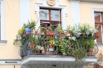 4-Zimmer-Wohnung mit Balkon