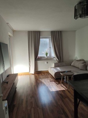 Nachmieter gesucht: Helle 3-Zimmer-Wohnung mit Balkon in Augsburg-Haunstetten