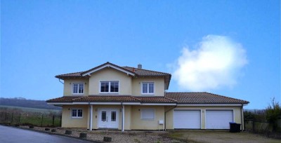 Mediterranes Traumhaus mit unverbaubaren Weitblick „Auf Mont“ zu verkaufen!