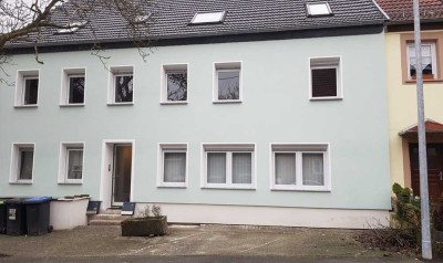 Ansprechende und modernisierte 5-Raum-Wohnung mit gehobener Innenausstattung in Mandelbachtal