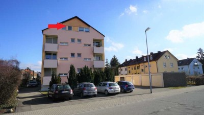 2-Zimmer-Dachgeschosswohnung ab sofort zu vermieten
