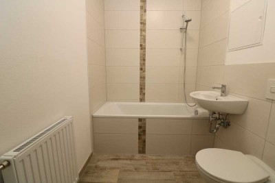 In meiner Badewanne bin ich der Kapitän...neu sanierte 3-RW mit Wanne & Balkon!!!