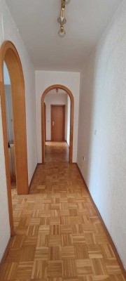 Stilvolle 4-Raum-Wohnung mit Balkon in Ilvesheim