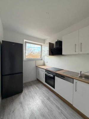 Erstbezug nach Sanierung: 3-Zi-Wohnung mit Balkon in Wolfsburg