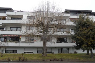 Stilvolle, gepflegte 1,5-Zimmer-Hochparterre-Wohnung mit geh. Innenausstattung mit EBK