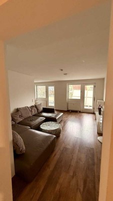 Helle 2-Zimmer Wohnung mit Balkon in Heddesheim