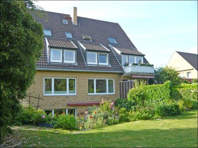 Meerbusch-Büderich, vor den Toren von Düsseldorf - Apartment mit Parkett, sep. Küche u. Wannenbad.