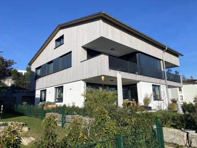 Premium Wohnung mit Balkon und Seeblick 130 m²