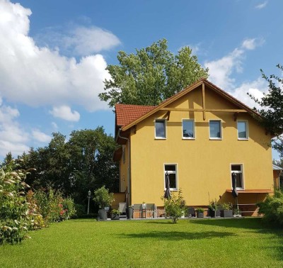 Haus am See - Einfamilienhaus mit Wassergrundstück in Bestensee