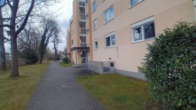 3-Zimmer-Wohnung mit Balkon und moderner EBK FFB