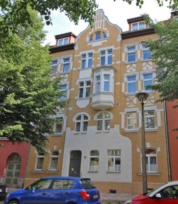 Schöner Altbau, 2-Raum-Wohnung mit neuen Balkonen zur Eigennutzung ab 2026